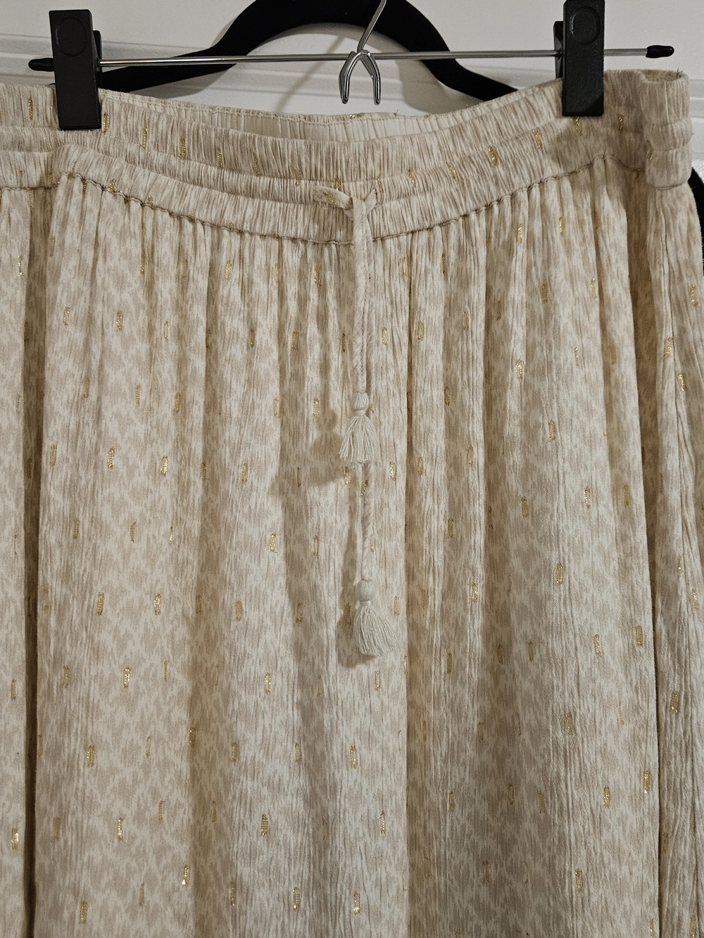PAIGE Women's Jessalyn Midi Skirt Chic Tassel Tie Light and Airy - Size Large - Picture 4 of 7